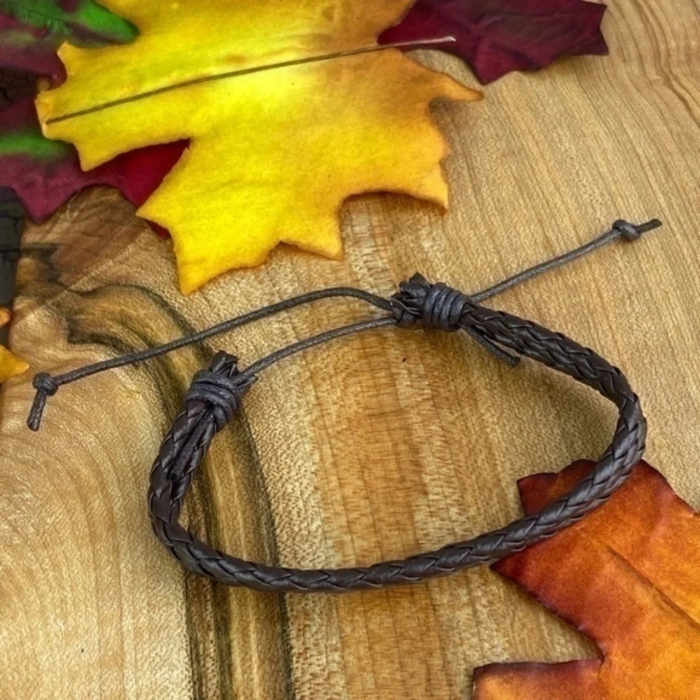 Mens Bracelets Bundle 4 Piece Adjustable Size Leather and Hemp Bracelets